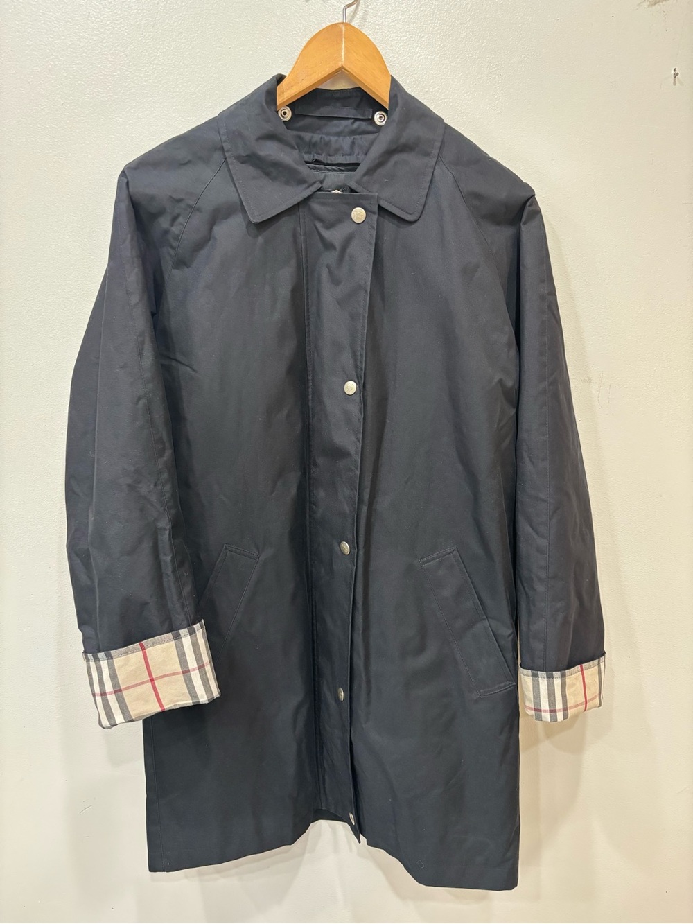Burberry London Brittany Rain Coat Women’s Size Small ( MISSING A HOODIE )